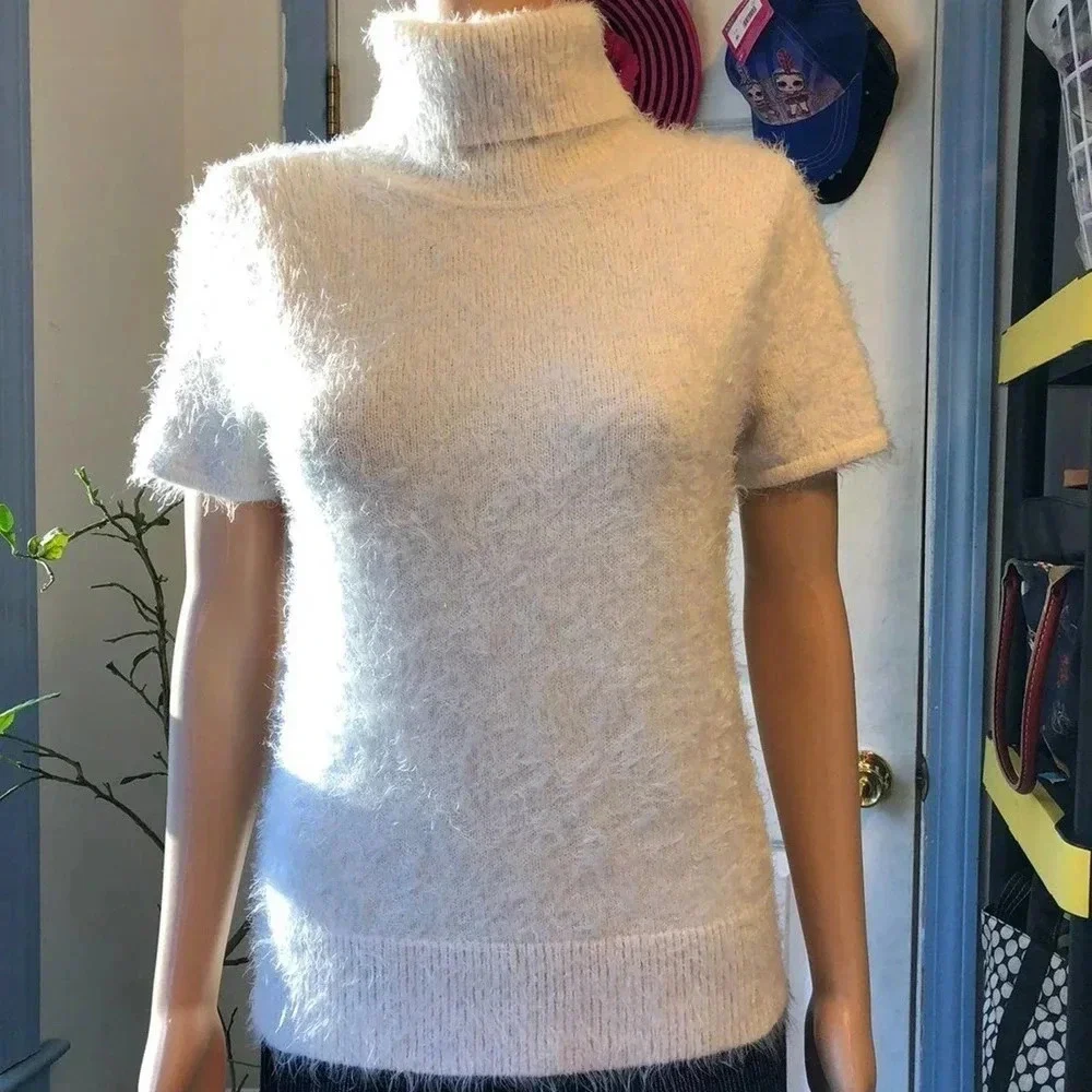New York & Company Turtleneck Faux-fur Women Sweater Size S - Picture 1 of 5